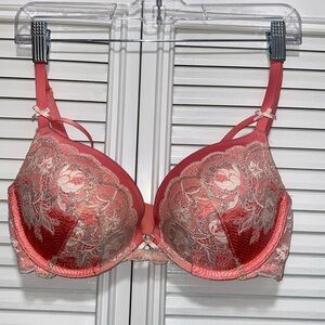 Victoria’s Secret bra